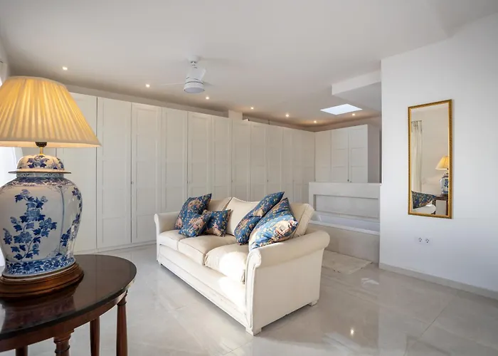 Superior Villa